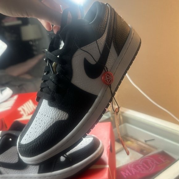 (WMNS) Air jordan 1 low Se ‘Homage’ - Picture 3 of 4